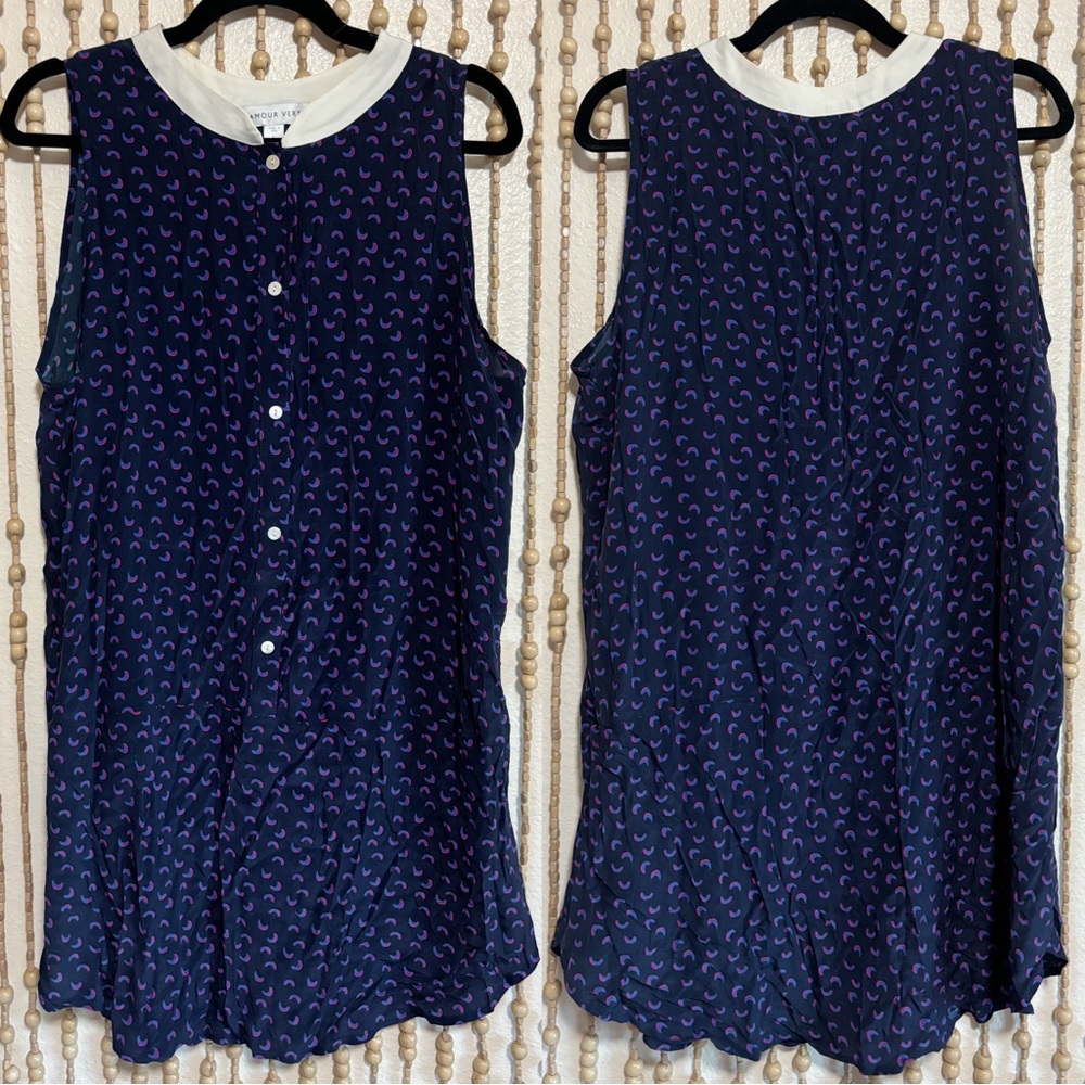 Silk Amour Vert | Blouse | Twee Navy Pink Abstract Sleeveless Flowy Large